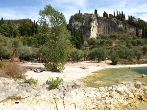 San Vigilio: Spiaggia Baia delle Sirene